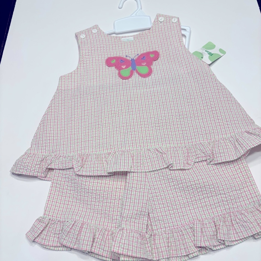 PETIT AMI ZU OUTFIT  18 MONTHS
PINK & GREEN SEERSUCKER W/ BUTTERFLY